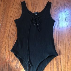 I am selling this pretty lace body suit !!!!